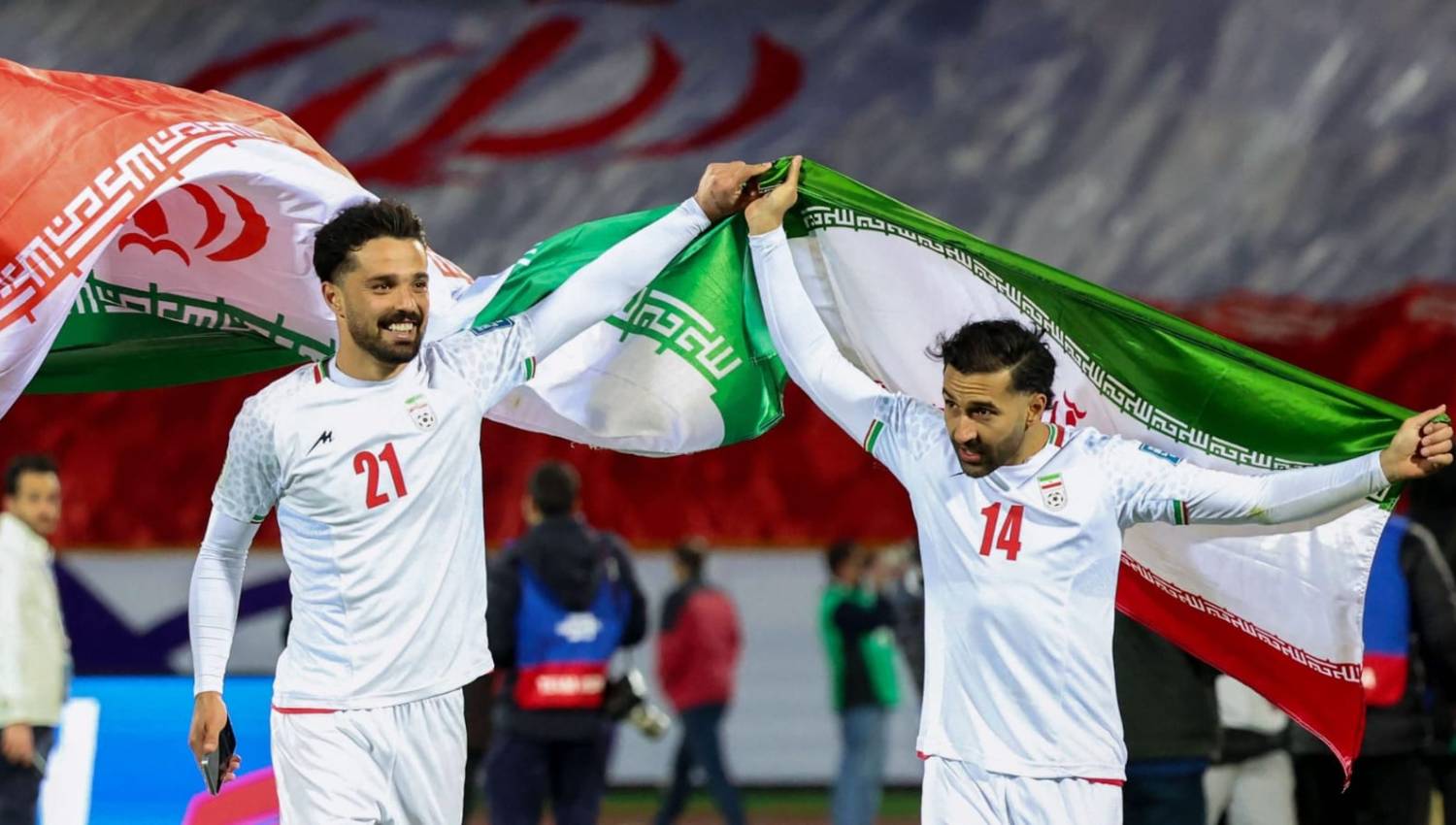 إيران تحمل "ميناب" إلى كأس العالم