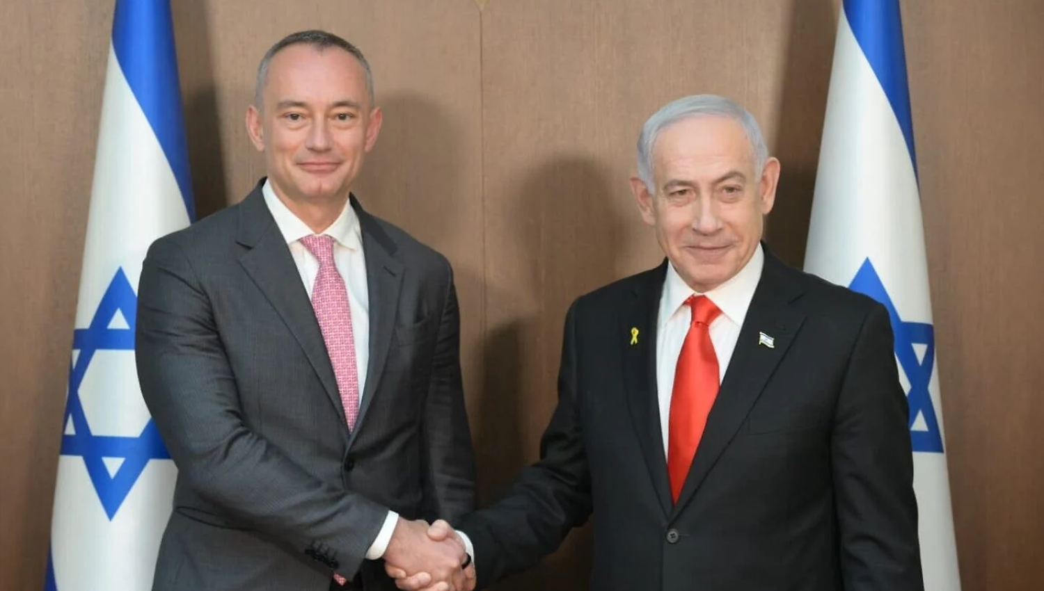 نيكولاي ملادينوف: الحاكم الدولي لقطاع غزة برعاية أمريكية إسرائيلية إماراتية