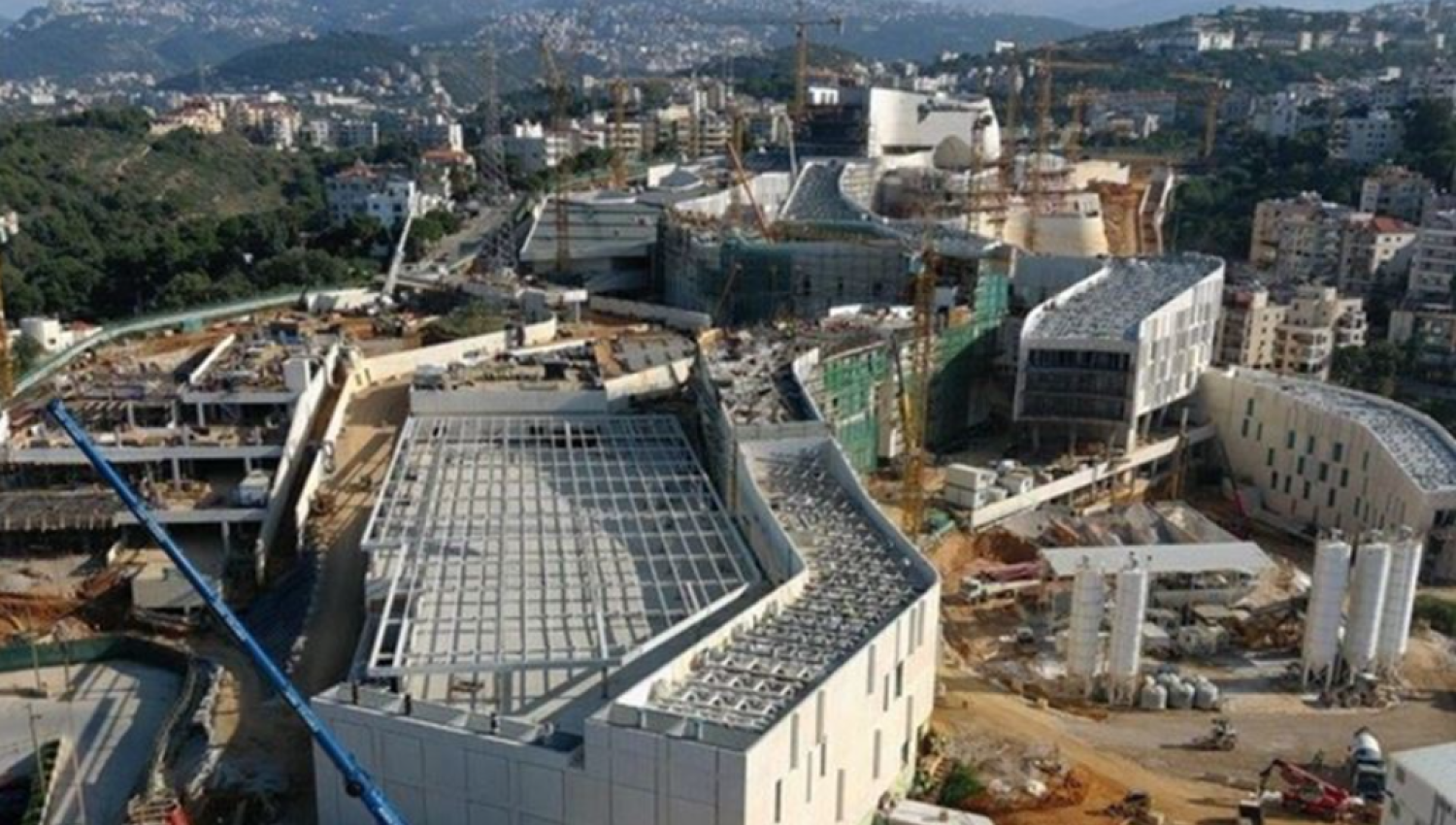 جنود أميركيون في أحياء سكنية في بيروت بلباس مدني؟ 