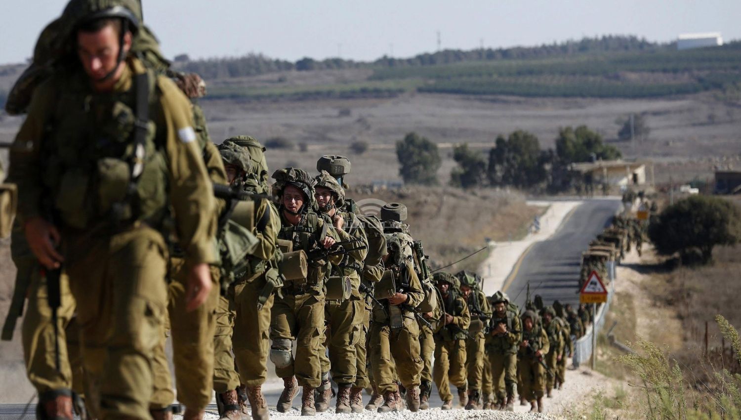 هآرتس: غباء الحكومة الإسرائيلية مسؤول عن ضعف أجهزتها الأمنية
