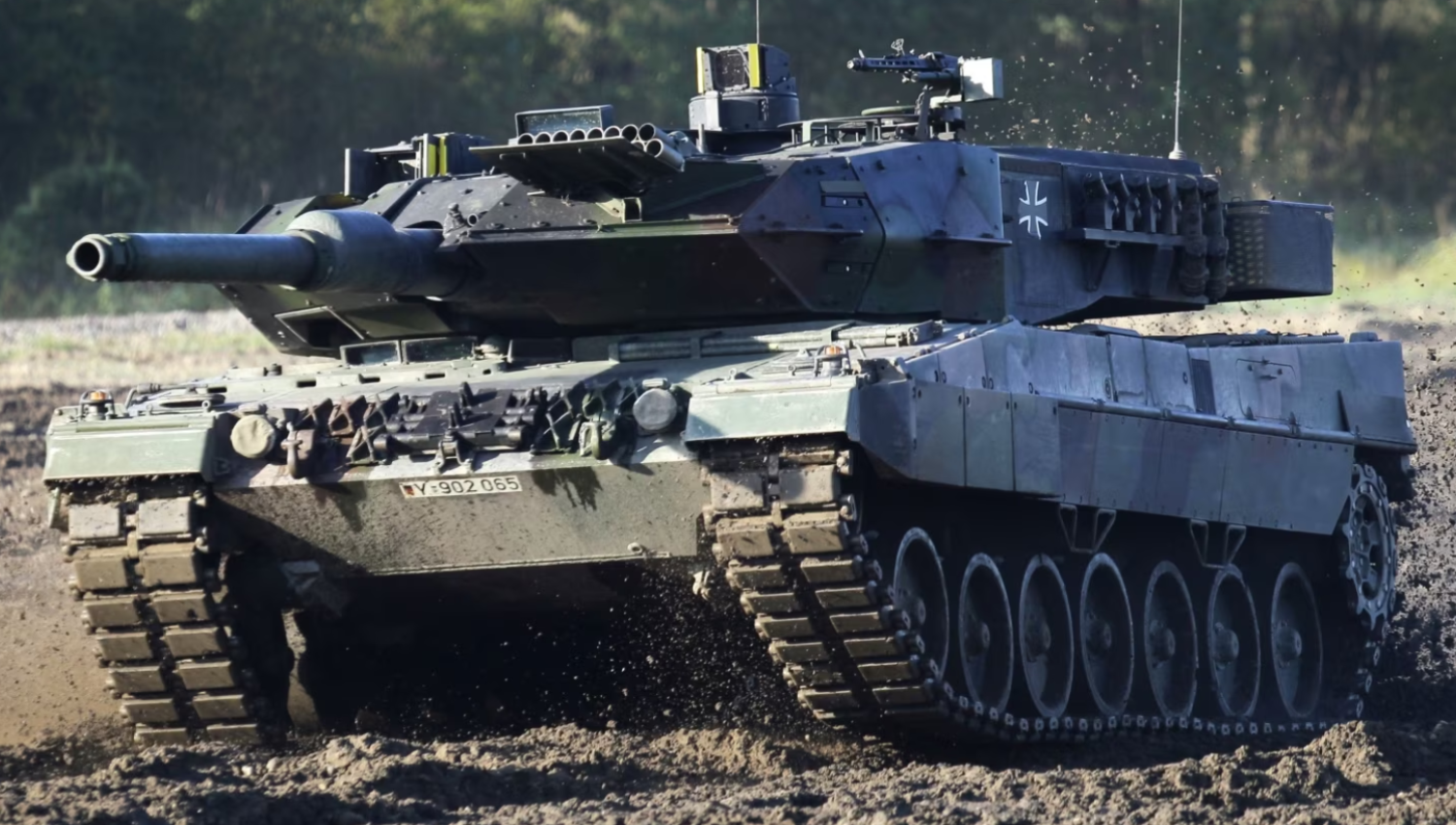 بماذا تتميز دبابات ليوبارد 2 الألمانية بالنسبة لأوكرانيا؟