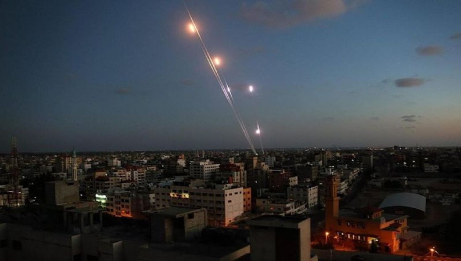 دراسة إسرائيلية: 1000 صاروخ سيسقط يومياً على إسرائيل في الحرب المقبلة مع غزّة