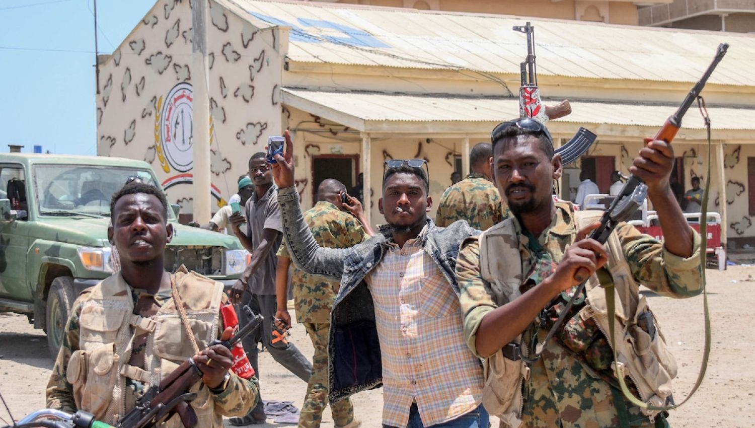 هكذا تتصارع الأطراف الإقليمية والدولية على وليمة السودان!