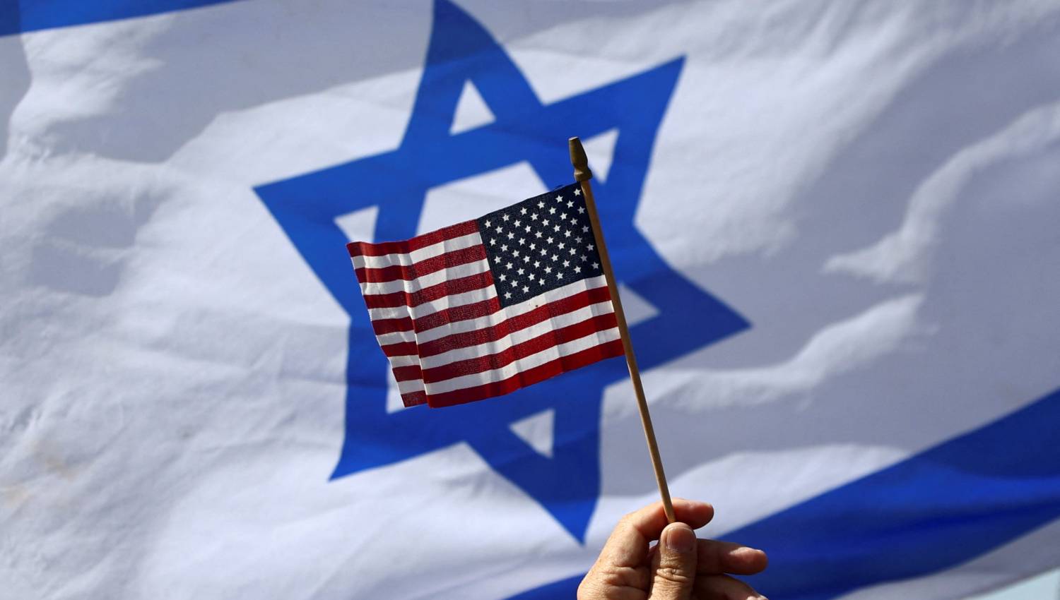 الوقوف إلى جانب إسرائيل مكلف: الإدارة الأميركية بدأت بإحصاء الخسائر