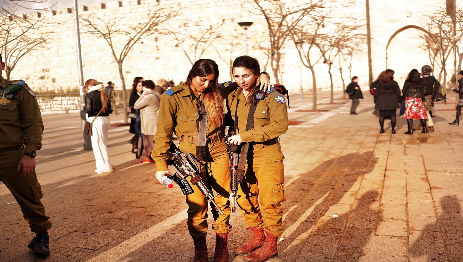 تجنيد النساء في جيش الاحتلال: فضائح وثغرات!