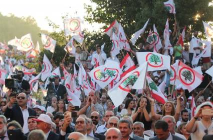 القوات اللبنانية تستغل الحراك الشعبي.. ولبنان نحو المجهول