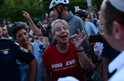 تظاهرات ضدّ صلاة تفصل بين الجنسين يصفها نتنياهو بـ "العربدة اليسارية"