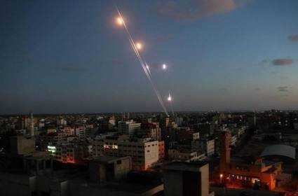 دراسة إسرائيلية: 1000 صاروخ سيسقط يومياً على إسرائيل في الحرب المقبلة مع غزّة